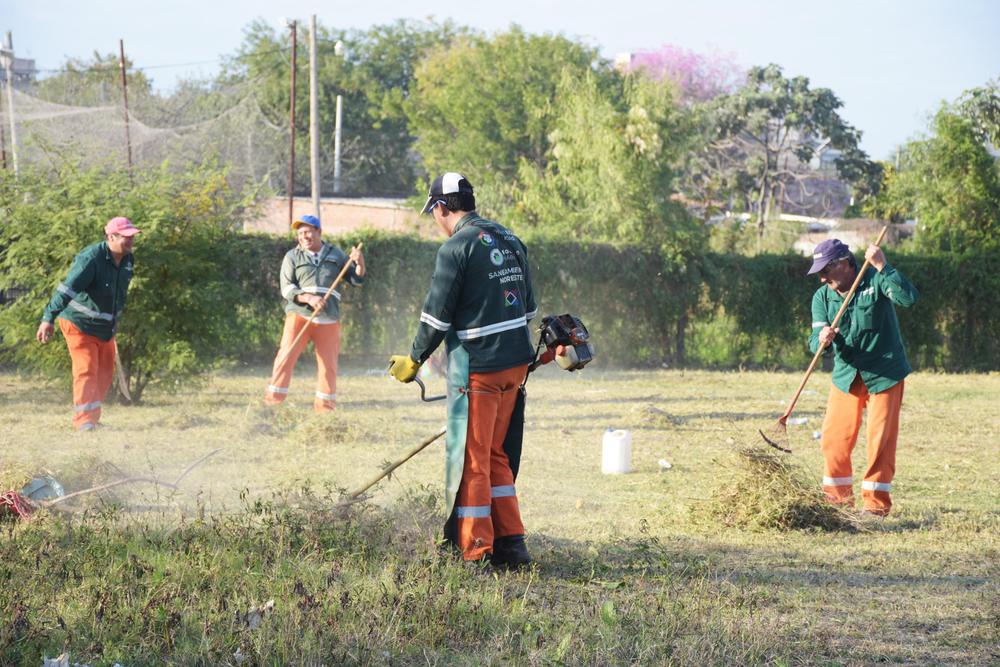 El Municipio realizó un operativo integral de limpieza en el barrio San Antonio