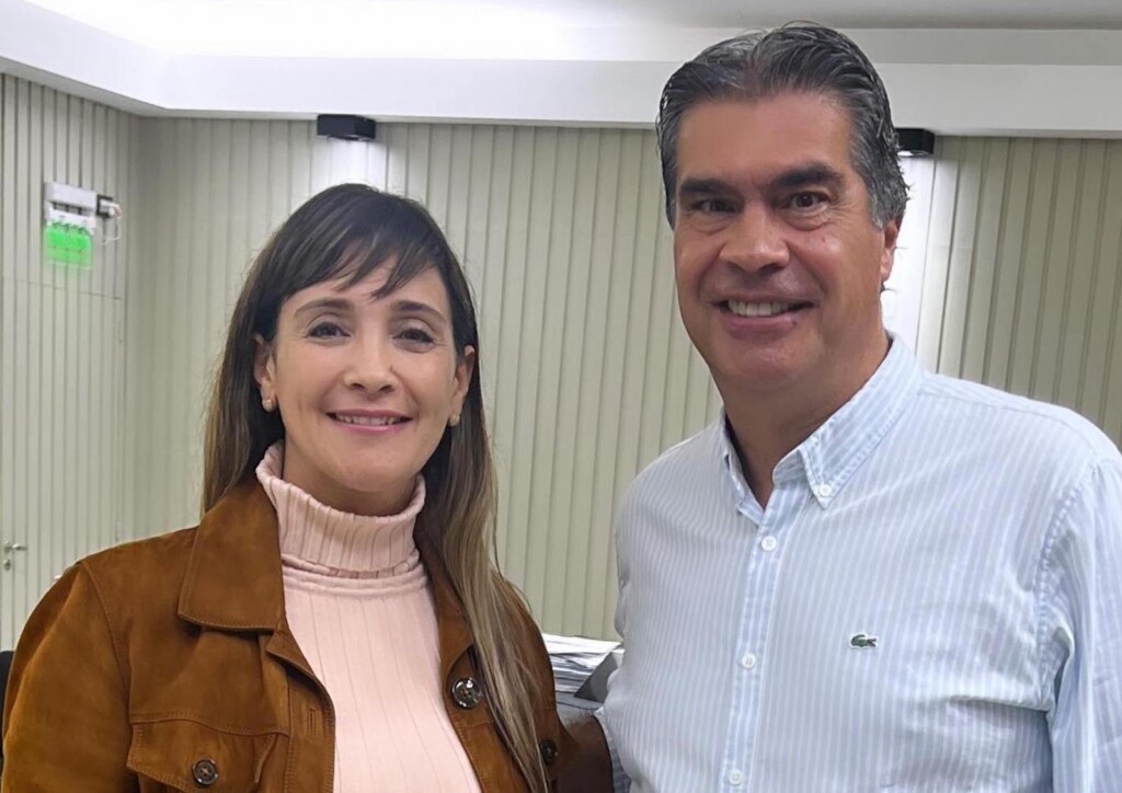 Claudia Panzardi, qué te pasa, estas nerviosa?