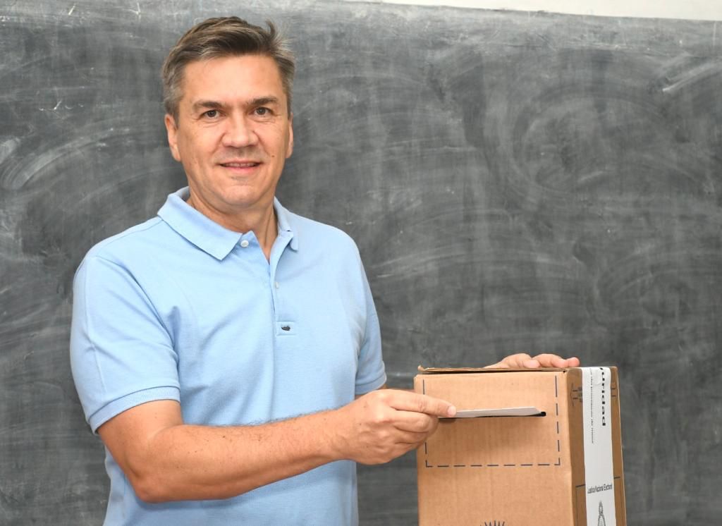 Zdero: “hoy se define el futuro de los Argentinos”
