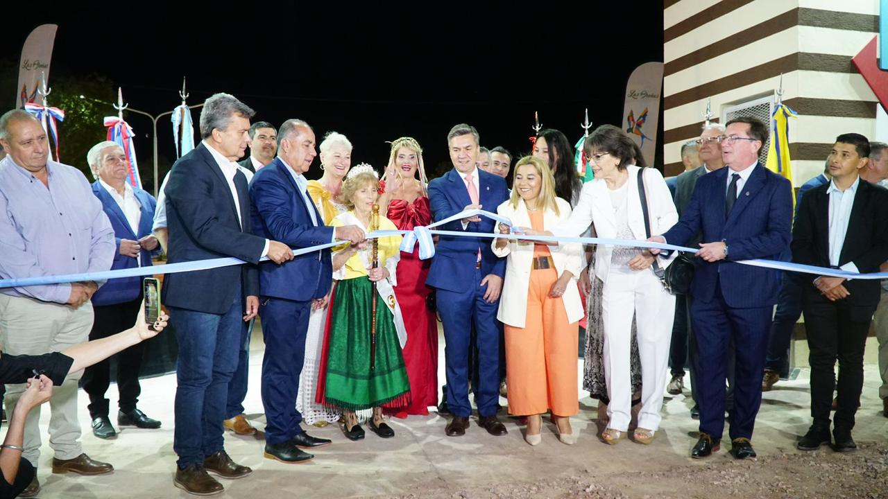 El Gobernador Zdero inauguró la edición n°50 de la Fiesta Provincial Del Inmigrante en Las Breñas