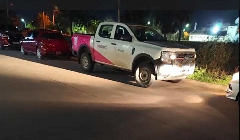 Desmanejó del Ñachek, camioneta ploteada en el casino en horas de la madrugada?