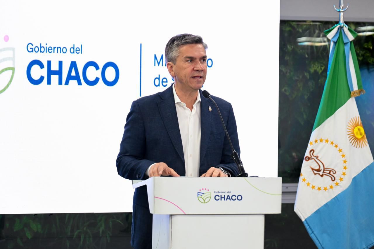 EL GOBERNADOR ZDERO ANUNCIÓ EL PROGRAMA DE REGULARIZACIÓN Y PASES A PLANTA EN SALUD