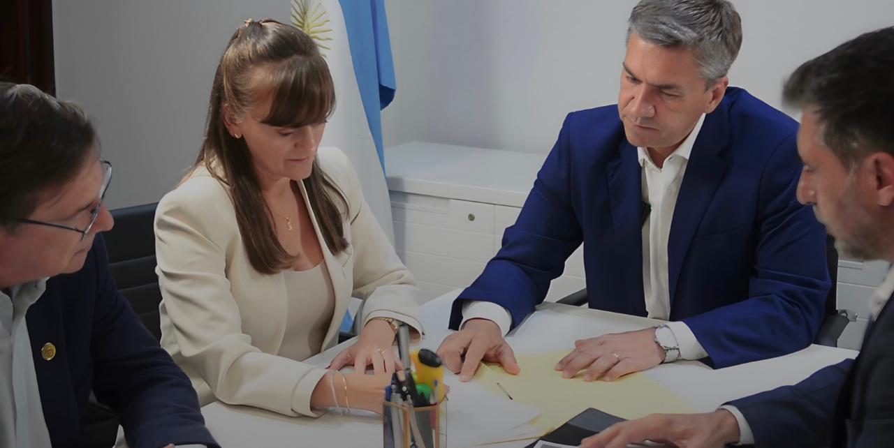A días de las elecciones, el Gobierno chaqueño viola la veda electoral