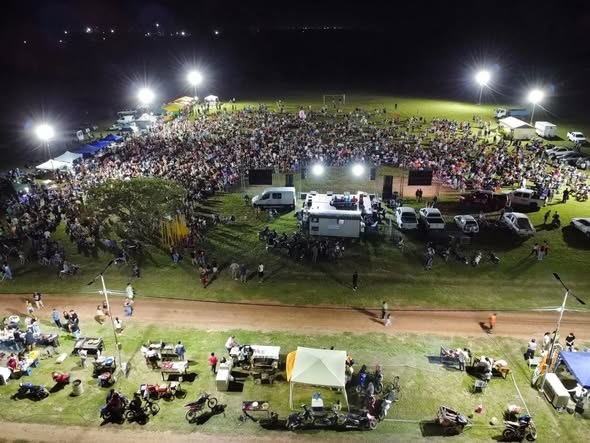General Pinedo vivió una multitudinaria noche de fiesta con el Bingo Solidario de Lotería Chaqueña