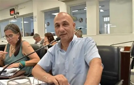 Guillón se sometió a estudios toxicológicos y marca un precedente en la Legislatura