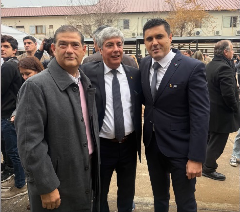 General Pinedo fortalece su política educativa con un compromiso para subsidiar a estudiantes universitarios