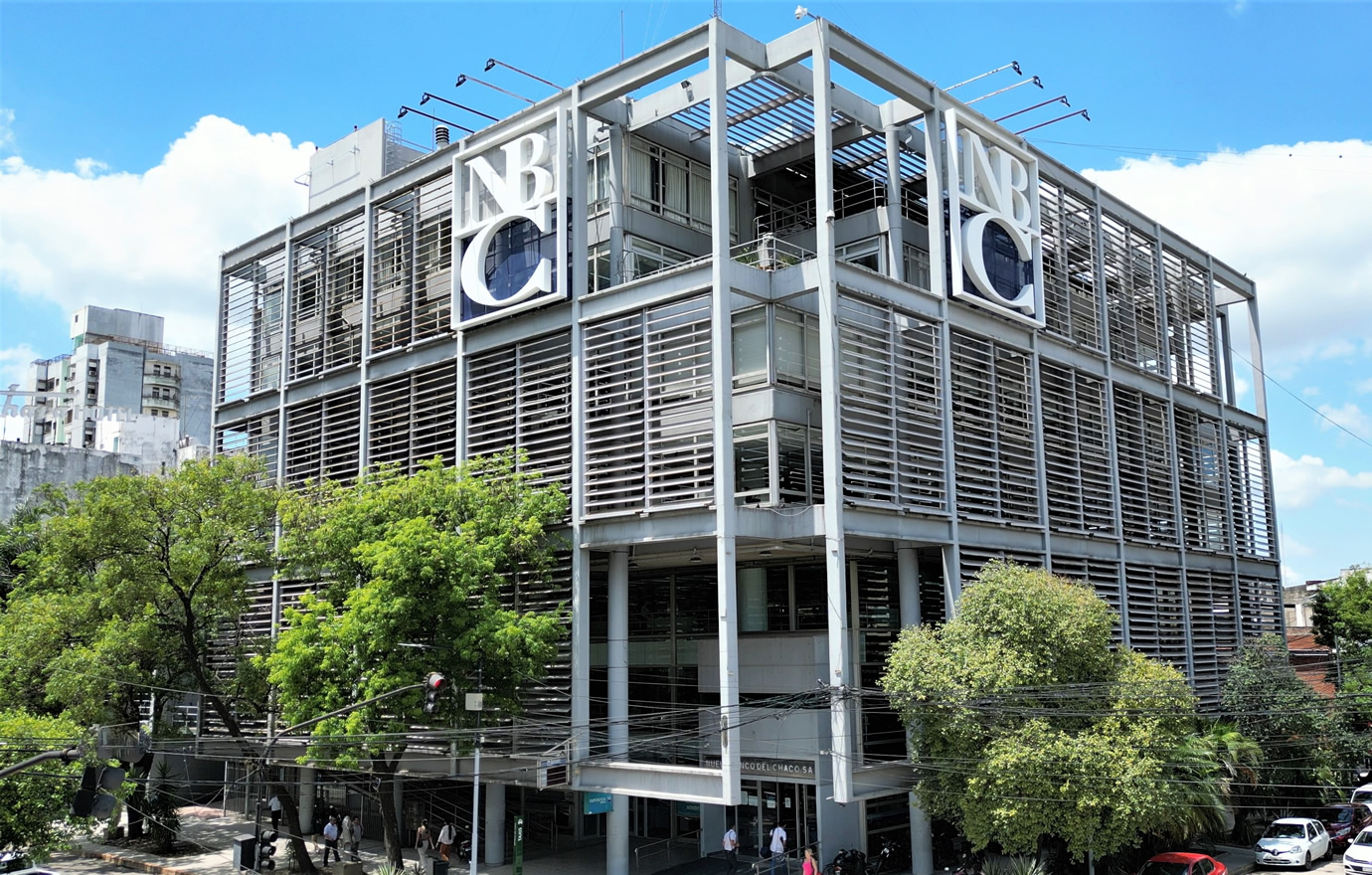 Un juez de Chaco impuso una multa diaria del 20% del sueldo al jefe jurídico del Nuevo Banco del Chaco